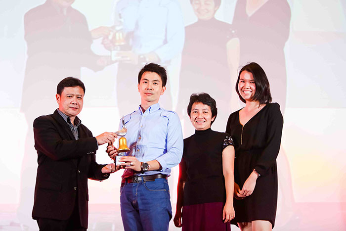 Magnum-Try-Shoot-Share-in-category-Best-Use-of-Social-(co-credit-to-mInteraction)