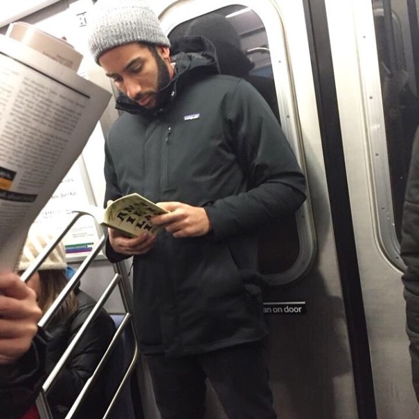 hot-dudes-reading-books-instagram-5-605x605