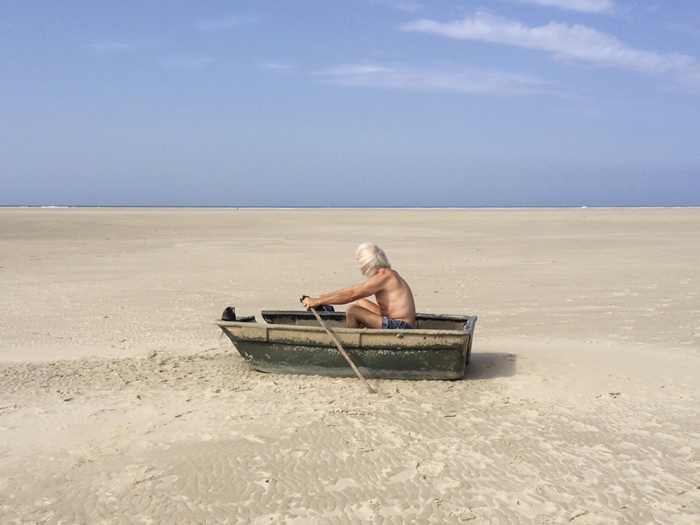 zonya-sailor-hits-an-obstacle-in-this-photo-by-carla-vermeend-of-the-netherlands