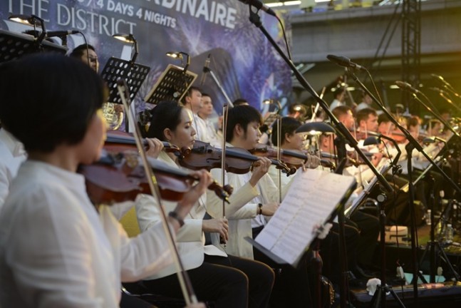 111.THE GRAND SYMPHONY ORCHESTRA