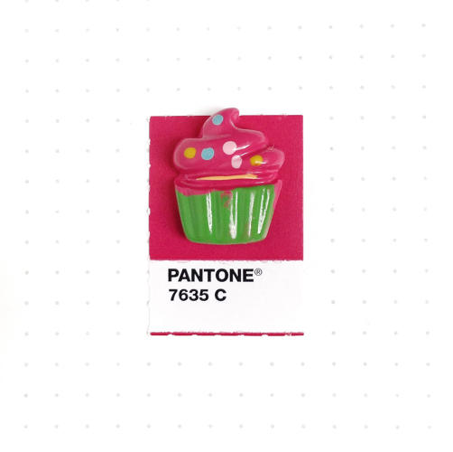 3048367-slide-s-17-20-tiny-objects-color-matched-with-pantone-chips