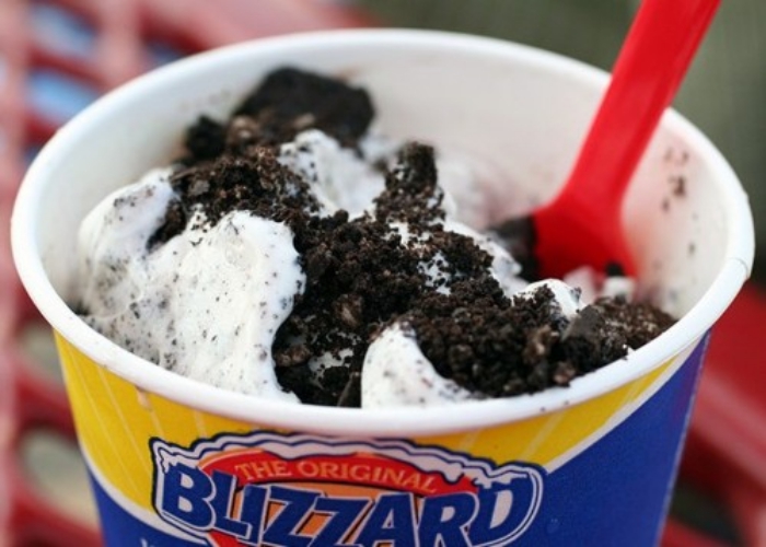 Dairy-Queen-Oreo-Cookie-Blizzard