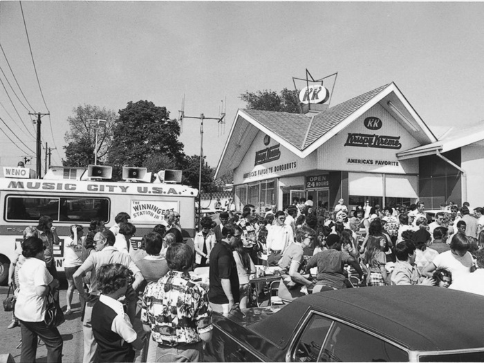 HT_krispy_kreme_nashville_vintage_sk_140709_4x3_992