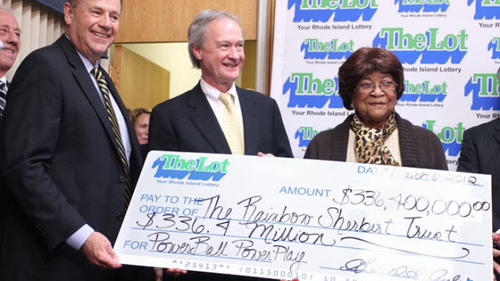 ap_louise_white_powerball_winner_wy_120306_wmain