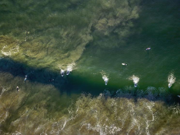 Parks and Recreation: Helicopter aerial photographs show where humans gather, America - 2015