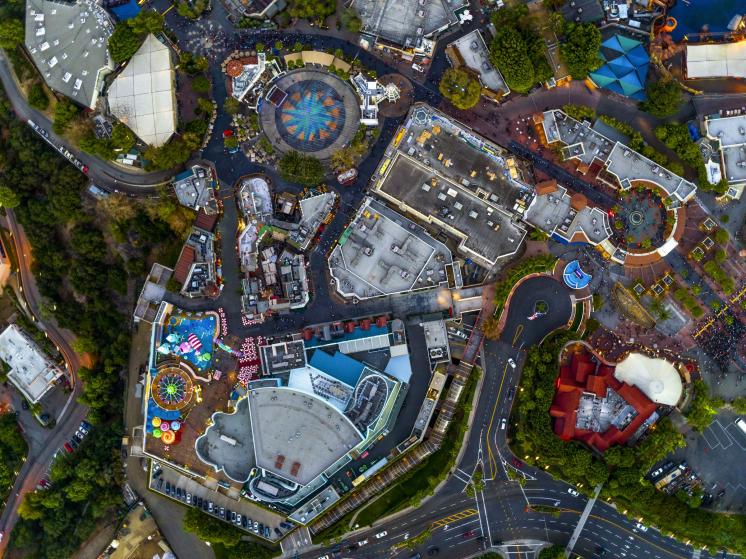 Parks and Recreation: Helicopter aerial photographs show where humans gather, America - 2015