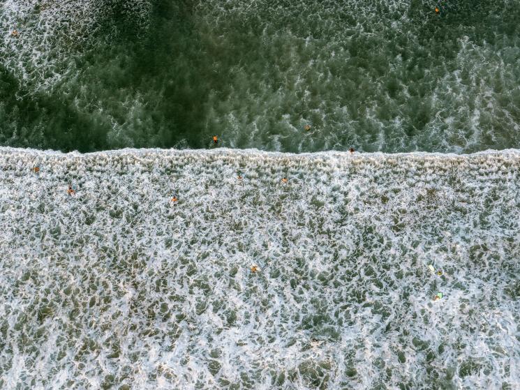 Parks and Recreation: Helicopter aerial photographs show where humans gather, America - 2015