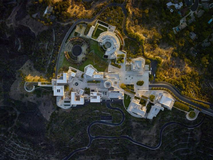 Parks and Recreation: Helicopter aerial photographs show where humans gather, America - 2015