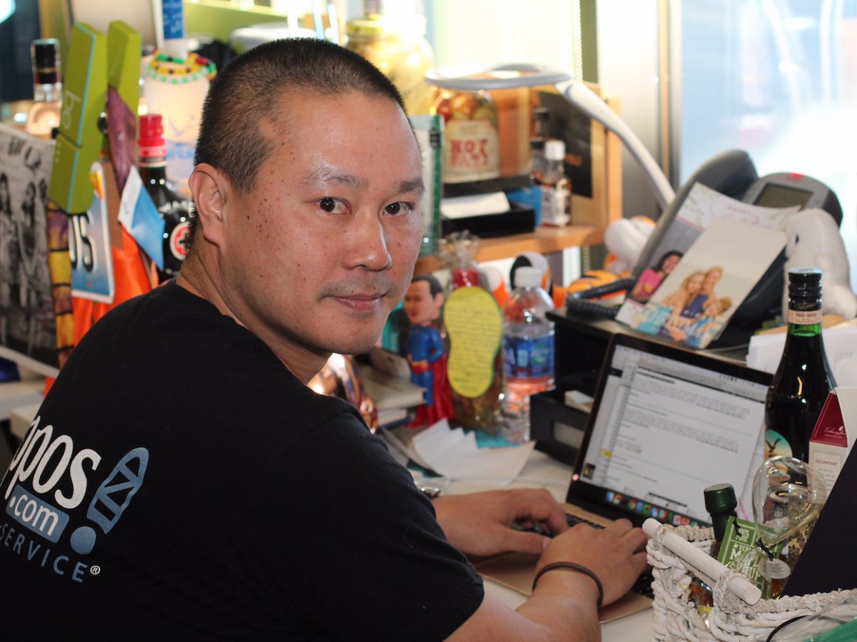 6-amazon-buys-online-shoe-retailer-zappos-for-roughly-900-million