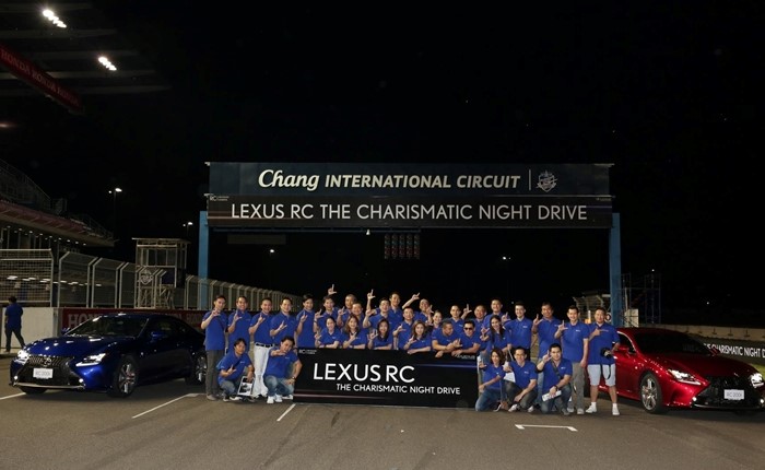 Lexus-5