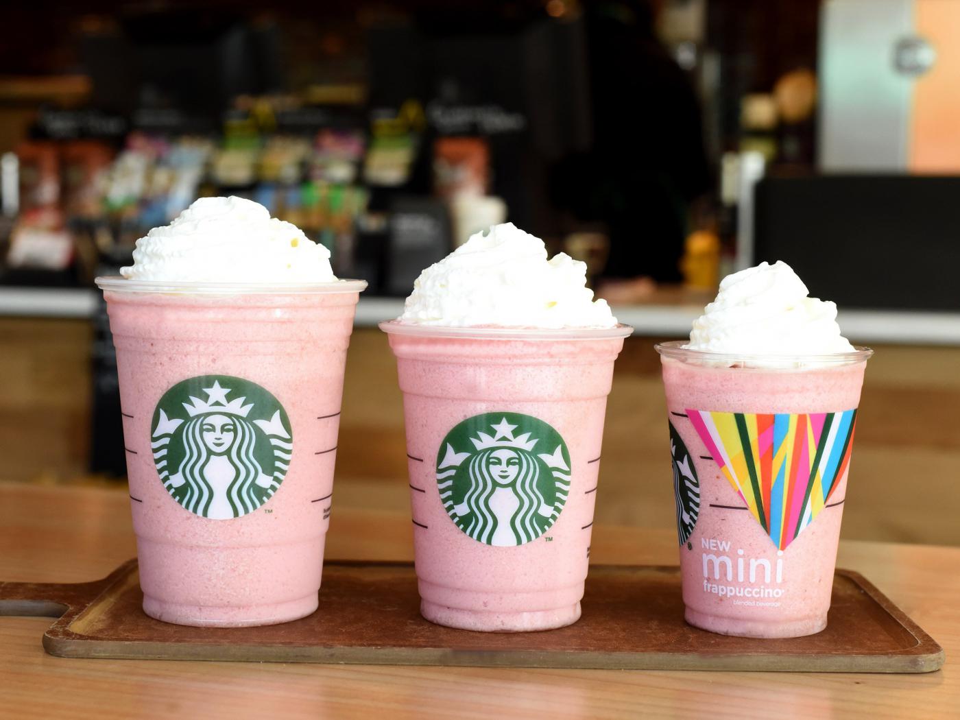 Pink_Starbucks_Wallpaper_with_New_Frappuccino-1400x1050