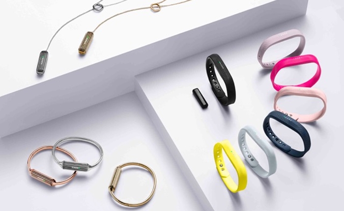 Fitbit-Flex-2_Family copy-700