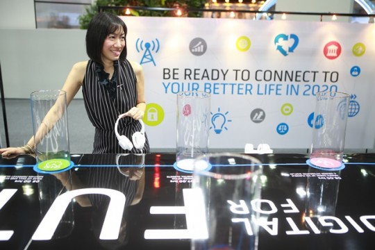 dtac-itu-telecom-2016-3