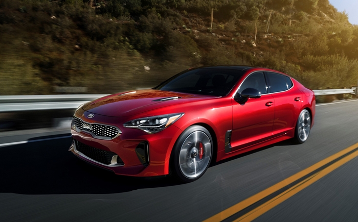 2018-kia-stinger_100587975_h