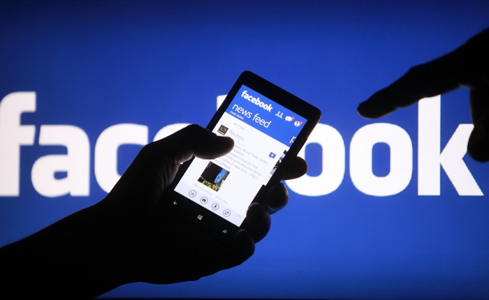 facebook-700