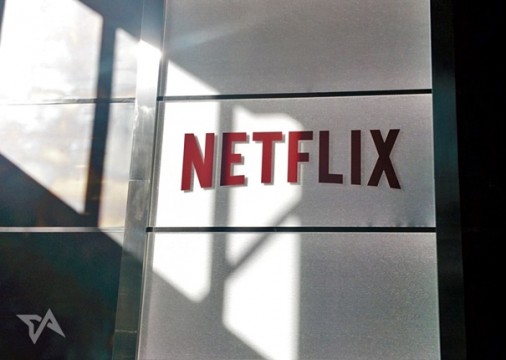 inside-netflixs-battle-to-win-the-world-photo-04