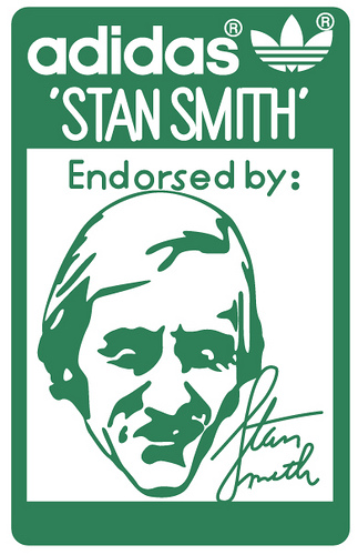 Adidas_Stan_Smith,_tongue_logo,_early_1980s