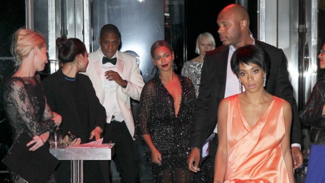 X17_solange_jayz_beyonce_tk_140312_16x9_992