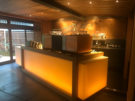 starbucks-ninenzaka-kyoto-4