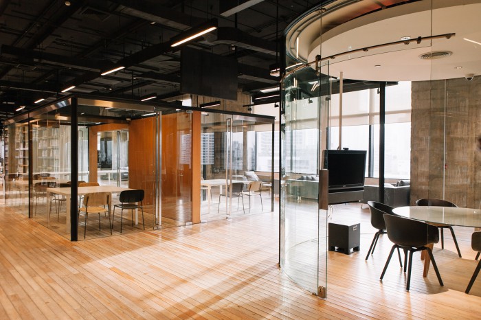 batch_Meeting Room_1