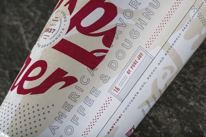 krispy_kreme_coffee_cup_detail_01