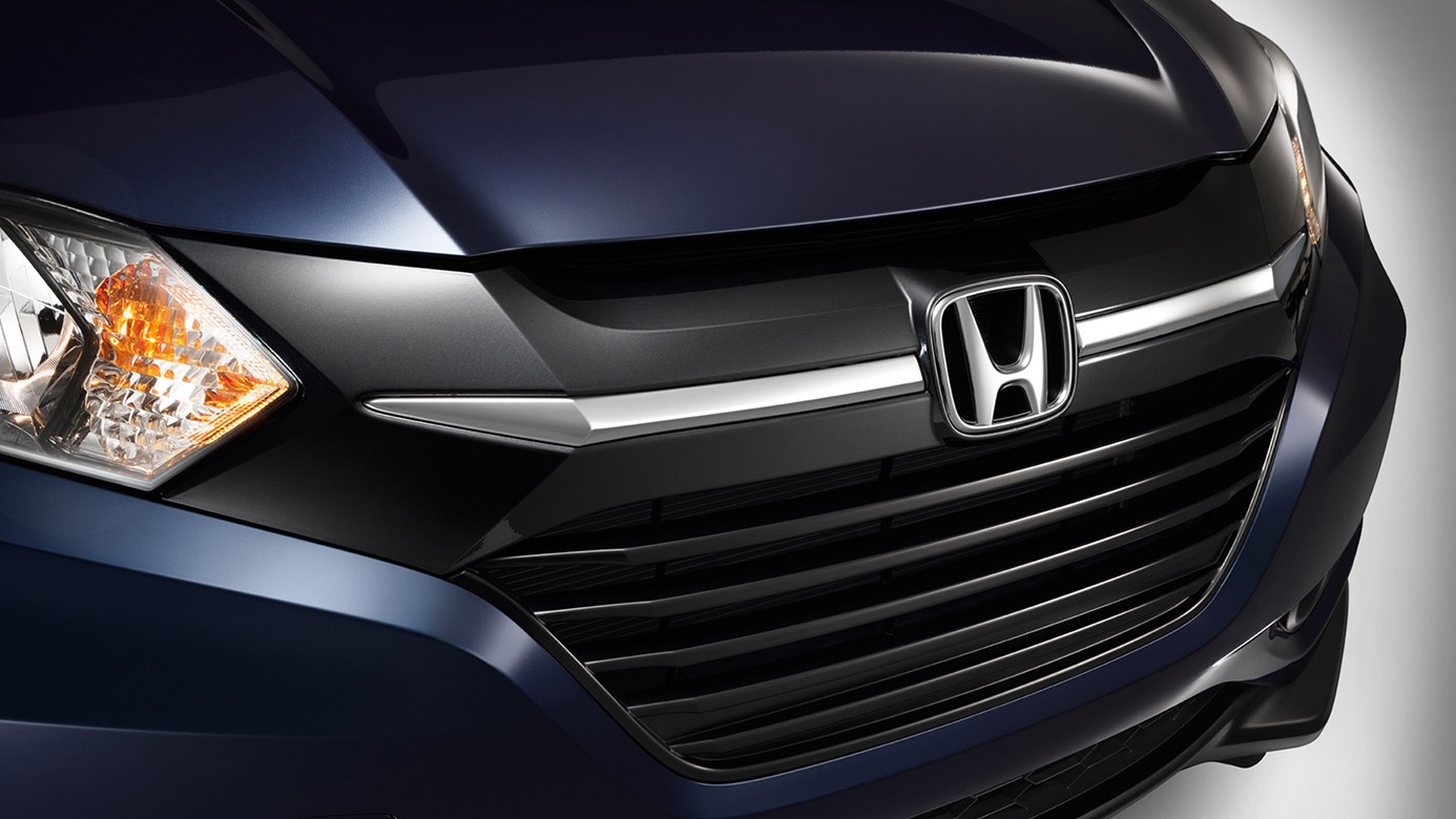 2017-Honda-Hrv-Front-Grille-Detail