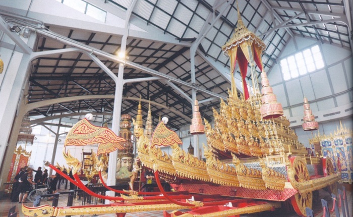 เวชยันตราชรถ ภาพจาก http://kingrama9.th/Honor/Detail/11
