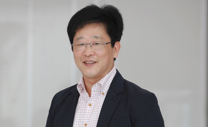 Mr.Jeon Hong Cheol (1)-700