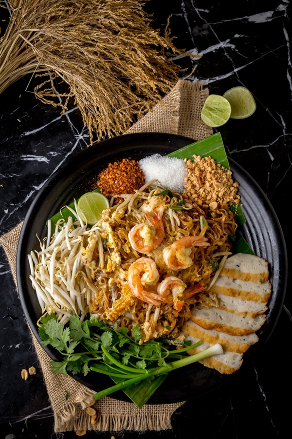 ผัดหมี่มั่ว (ถาด)