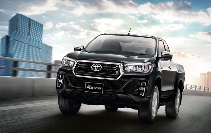 Toyota_REVO_7
