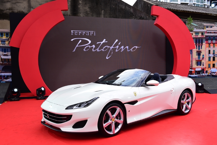 Ferrari Portofino (5)