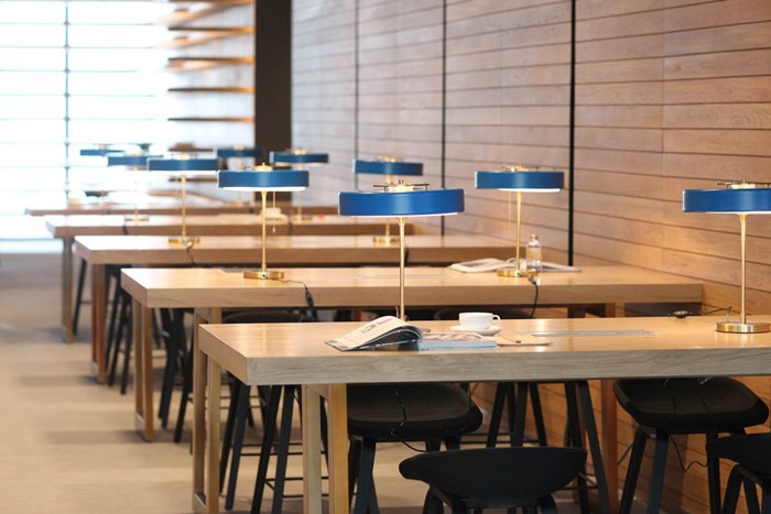 The Horizon Bar II