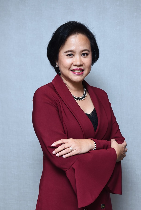 คุณปาจรีย์ บุณยัษฐิติ - Copy