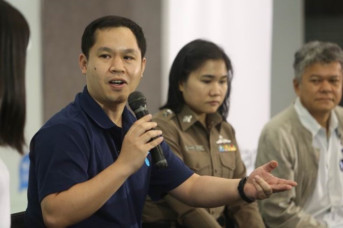 Resize of เสวนา