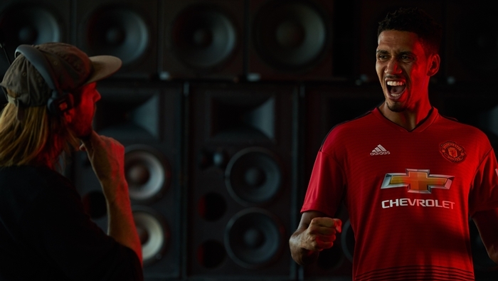 Chivas x Manchester United_SPEAKERS