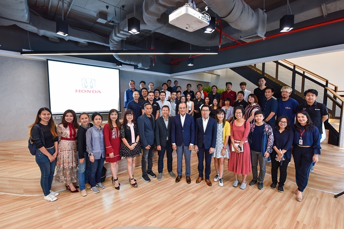 Honda New Home at Bhiraj Tower at BITEC (1)