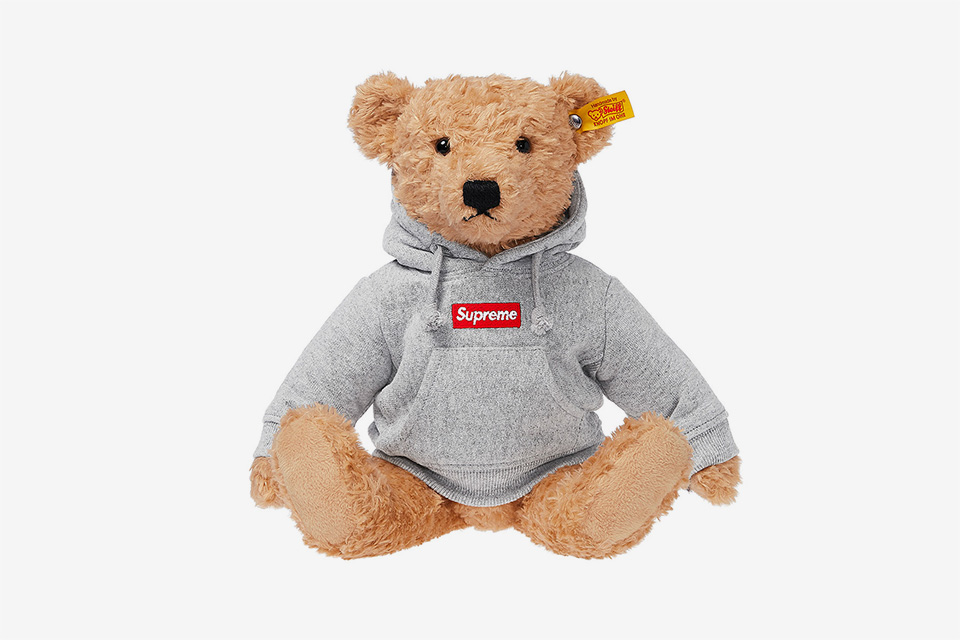 supreme-accessories-03