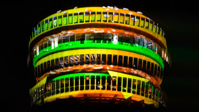 Giant-Big-Mac-Australia-Branding-in-Asia