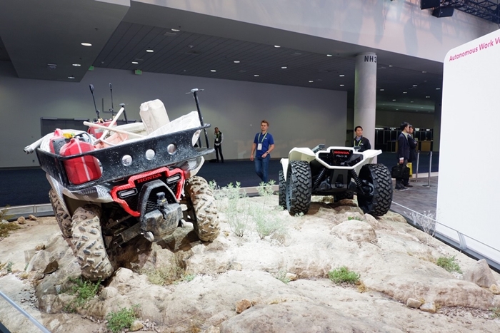 CES 2019 - Honda Autonomous Work Vehicle (1)