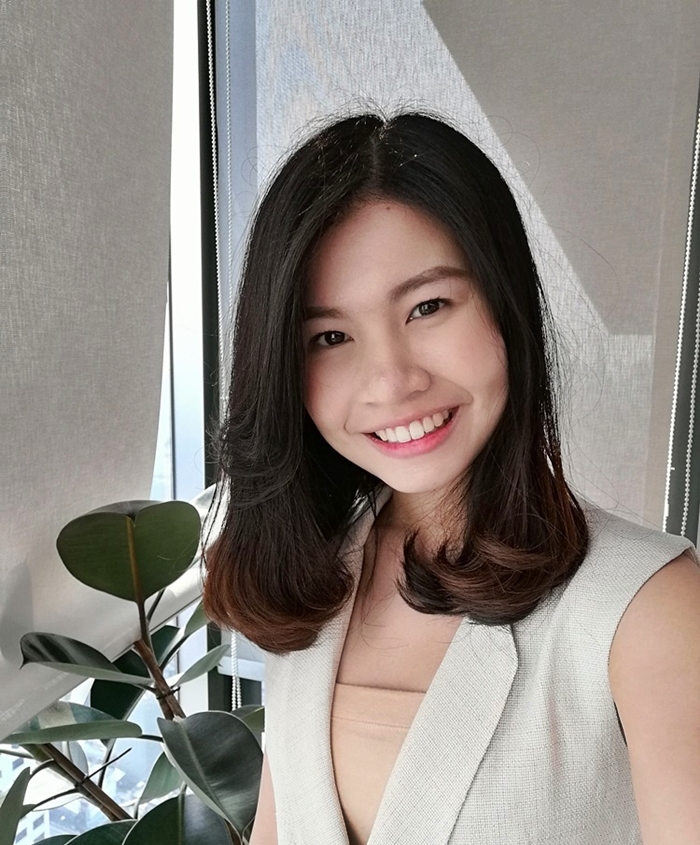 Selfie on Look Above Lens