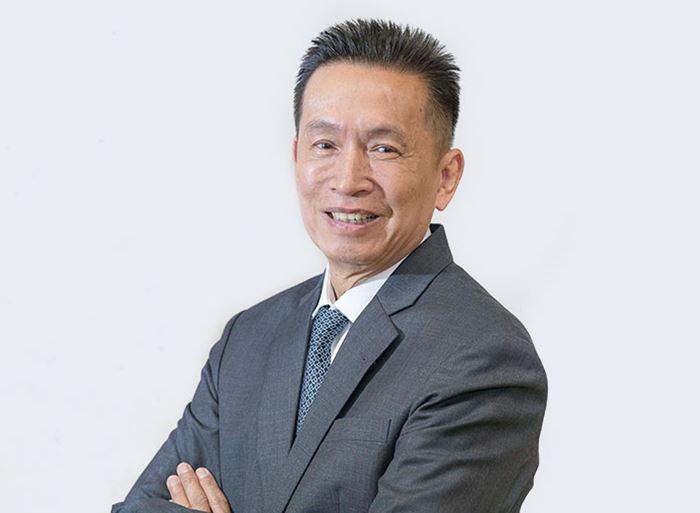 คุณสมรักษ์ ณรงค์วิชัย