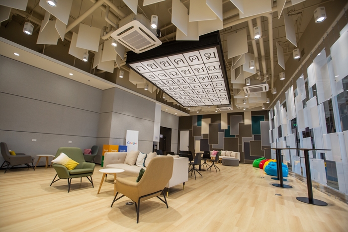Academy Bangkok