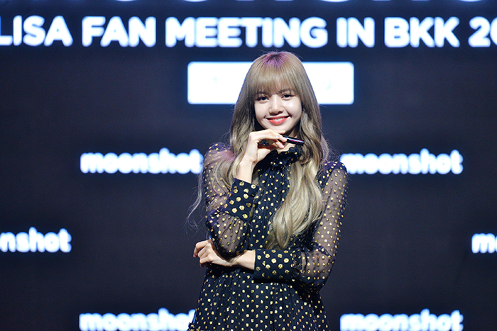 “LISA BLACKPINK” หรือ "ลิซ่า-ลลิษา มโนบาล" Brand Ambassador เครื่องสำอางเกาหลีนำเข้า moonshot