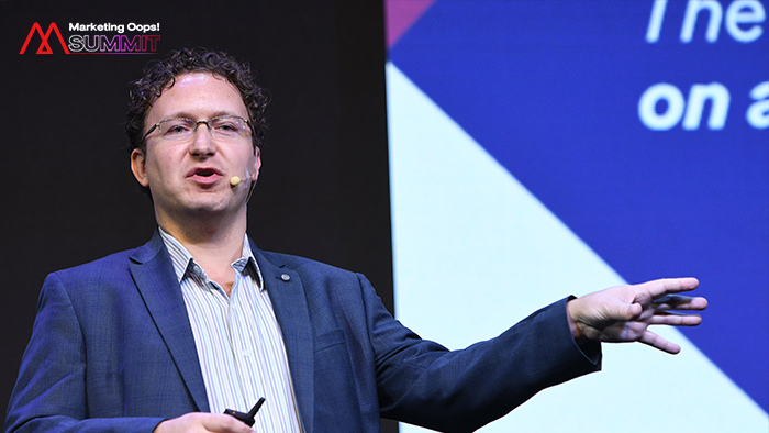 ogilvy marketingoops summit 2020