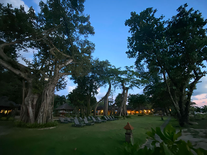 บรรยากาศโดยรอบ ของ เขาหลัก เมอร์ลิน รีสอร์ต
