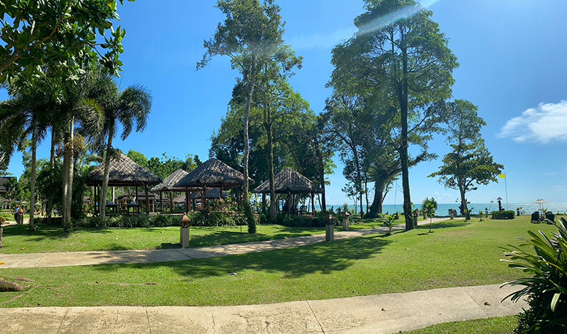 บริเวณภายใน เขาหลัก เมอร์ลิน รีสอร์ต