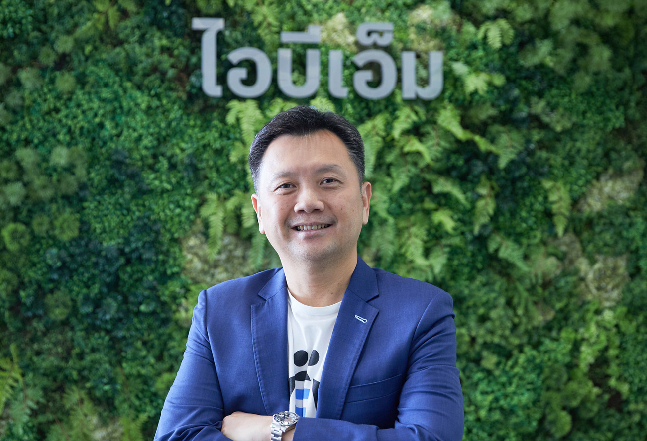 คุณสวัสดิ์ อัศดารณ กรรมการผู้จัดการใหญ่ บริษัท ไอบีเอ็ม ประเทศไทย จำกัด