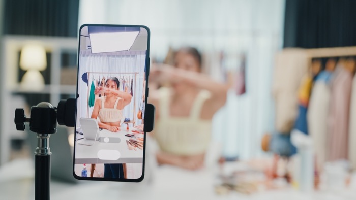 Live Commerce