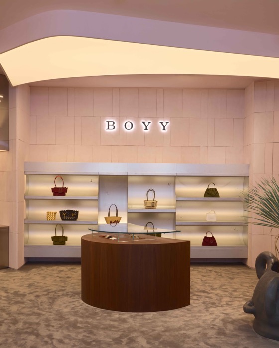 BOYY SIAM PARAGON